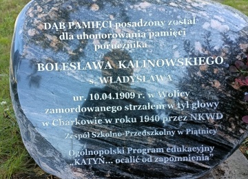 Powiększ obraz: Otwarcie Izby Pamięci poświęconej Ofiarom Katynia 